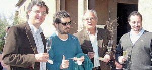 Mauricio Llaver, Andrés Gabrielli, Julio Chretién y el enólogo de la Bodega Vistalba Alejandro Cánovas.