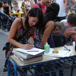 La productora mendocina María Ruiz estampó su firma en apoyo por la vuelta del tradicional bar.