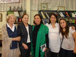 Elvira Ferrari, Liliana de Tomasi, Onelia Cobos, Rosa Ruiz y Valentina Massiero.