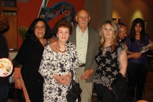 Mirta Martínez, Nelly, Saúl y la artista Titina Contardi.