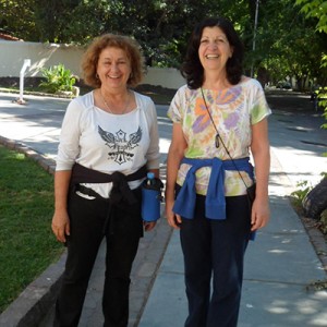 Caminantes con constancia. Lucía Lobatto y Edith Barandica.