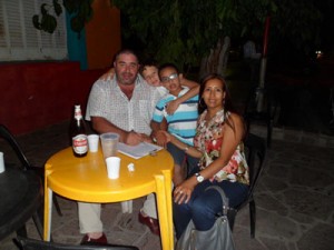 Alejandro Aducci y su familia.